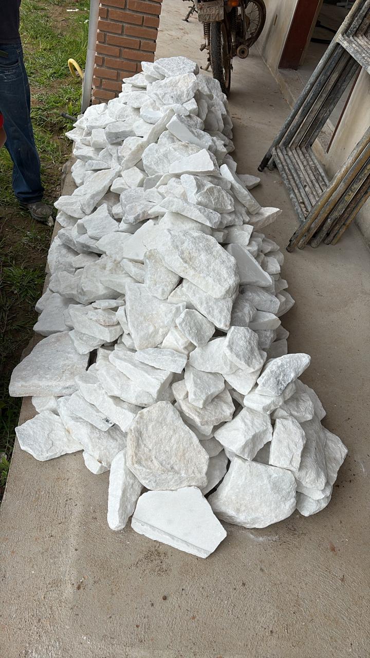 Pedra Moledo Branca